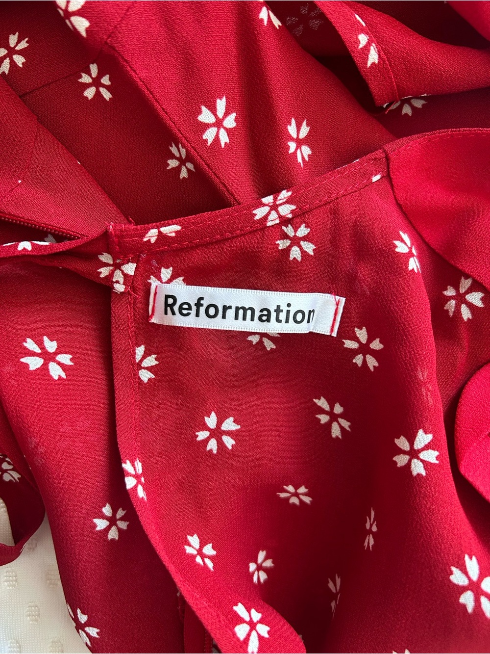 Reformation Red Floral Mini Dress Size 0 Puff Sleeve Open Back Tie Dress - Picture 9 of 10